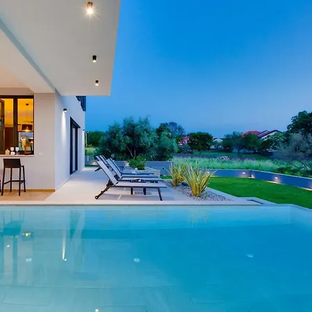 Endless Summer * Sveti Anton